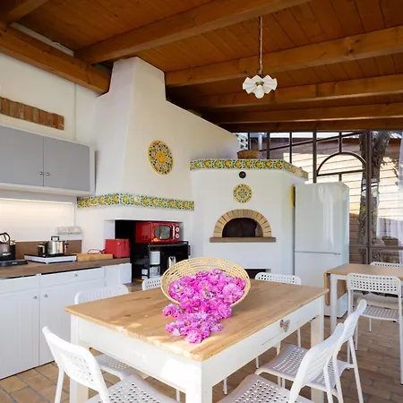 Cascina Vecchia Alpacas Bed & Breakfast