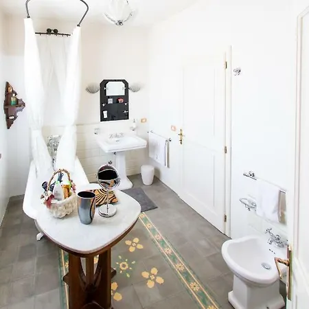 Cascina Vecchia Alpacas Bed & Breakfast *